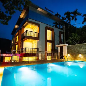  Resort Bluemist India